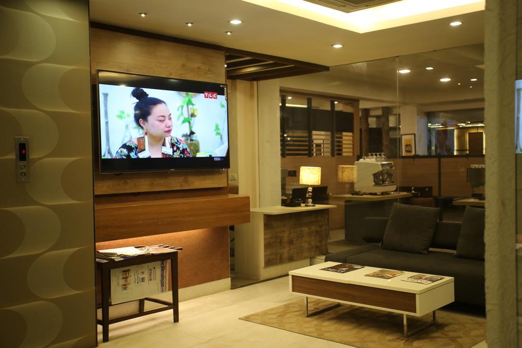 Marcopolo Business Hotel Kathmandu Bagian luar foto