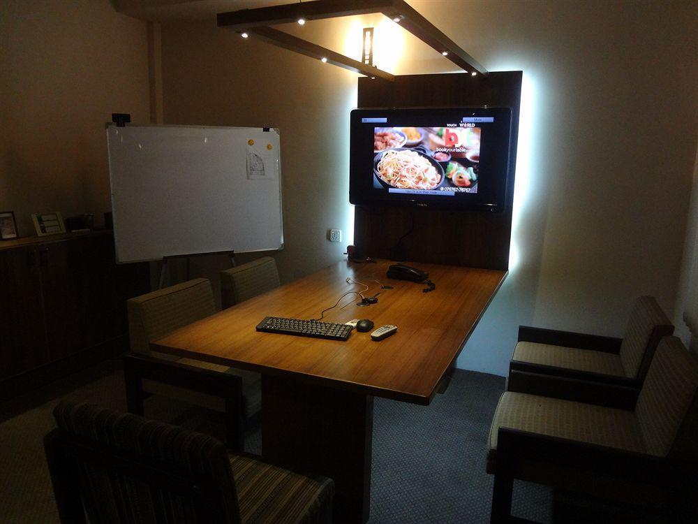 Marcopolo Business Hotel Kathmandu Bagian luar foto