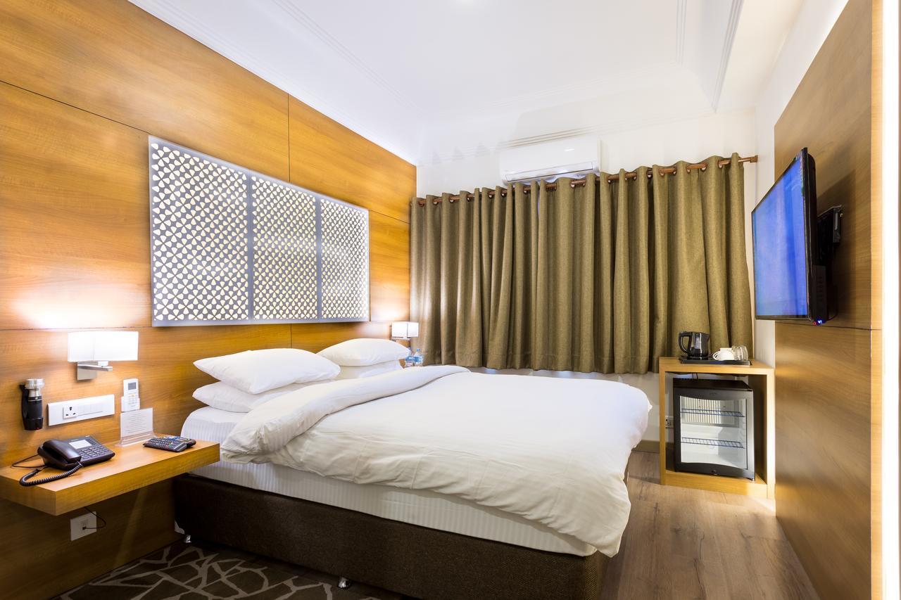 Marcopolo Business Hotel Kathmandu Bagian luar foto