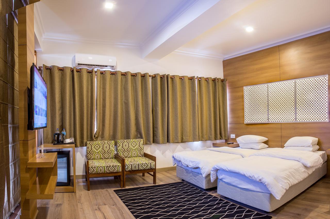 Marcopolo Business Hotel Kathmandu Bagian luar foto