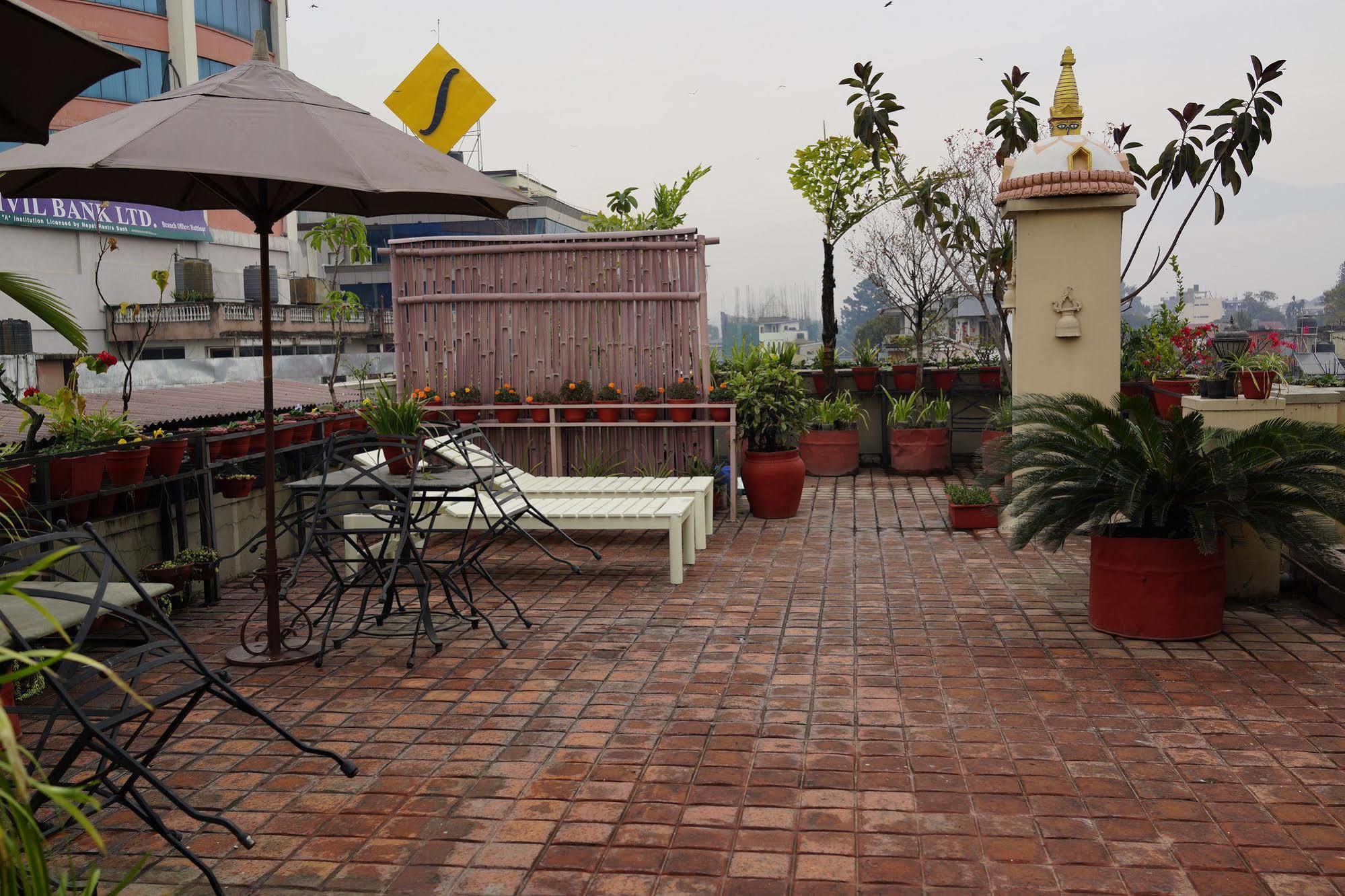 Marcopolo Business Hotel Kathmandu Bagian luar foto