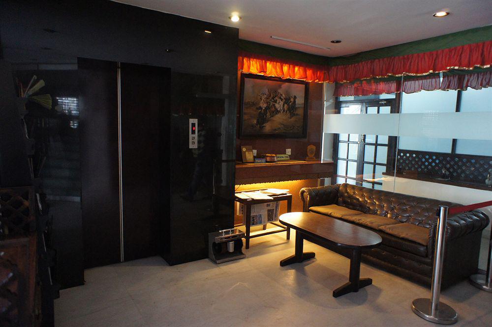 Marcopolo Business Hotel Kathmandu Bagian luar foto
